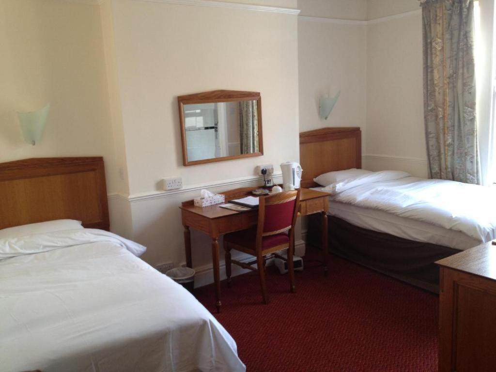 Grosvenor Hotel Rugby Dış mekan fotoğraf